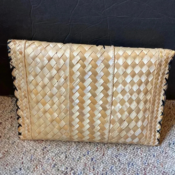 Vintage Unique Handmade Organic Palm Leaf Floral 3D Embroidery Bag/Wallet - Picture 5 of 5